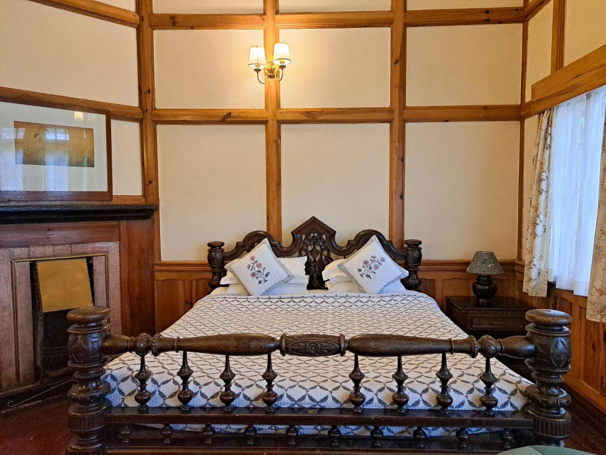 The Heritage Club - Tripura Castle Hotel And Spa Shillong Eksteriør billede