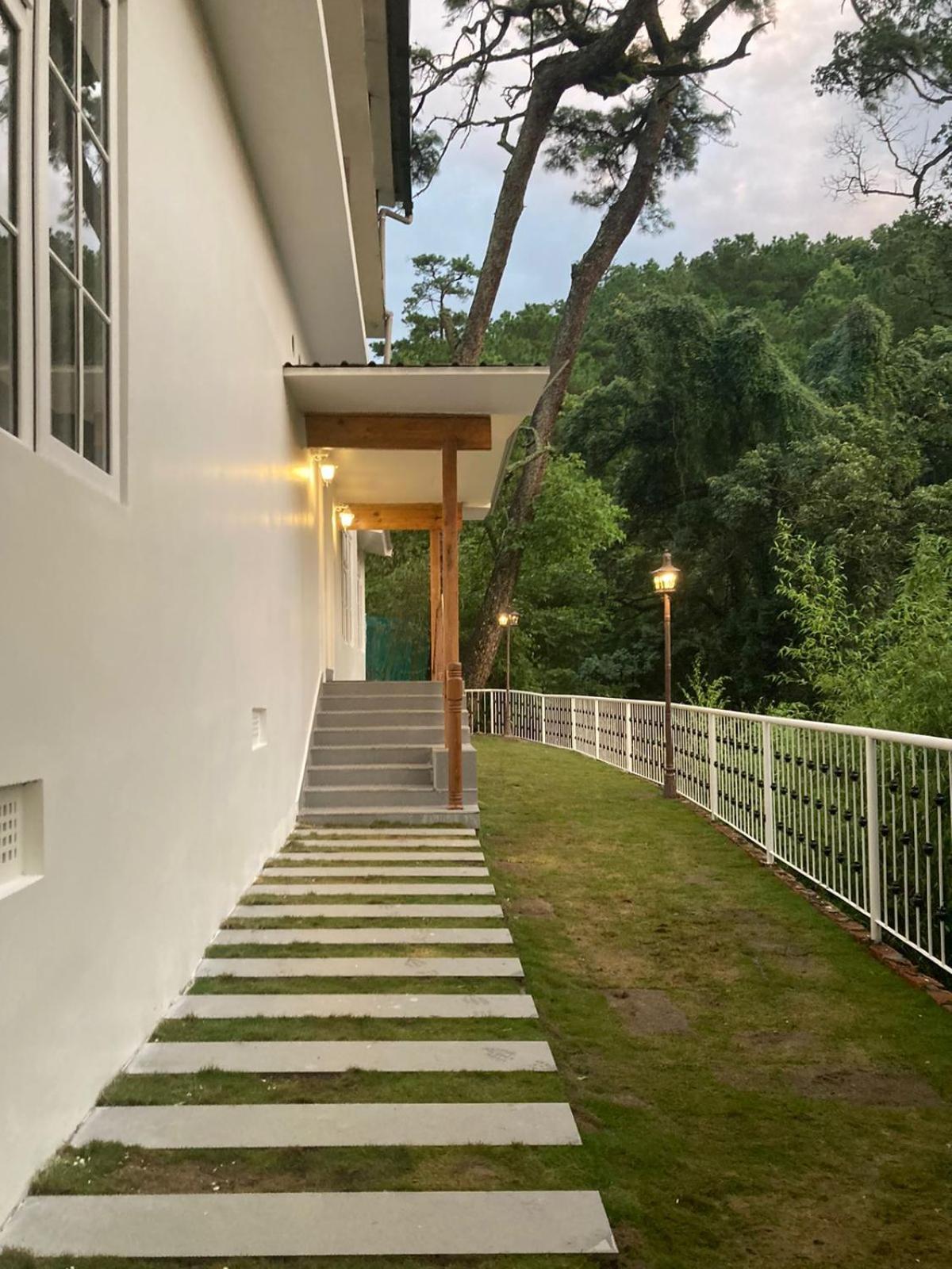 The Heritage Club - Tripura Castle Hotel And Spa Shillong Eksteriør billede