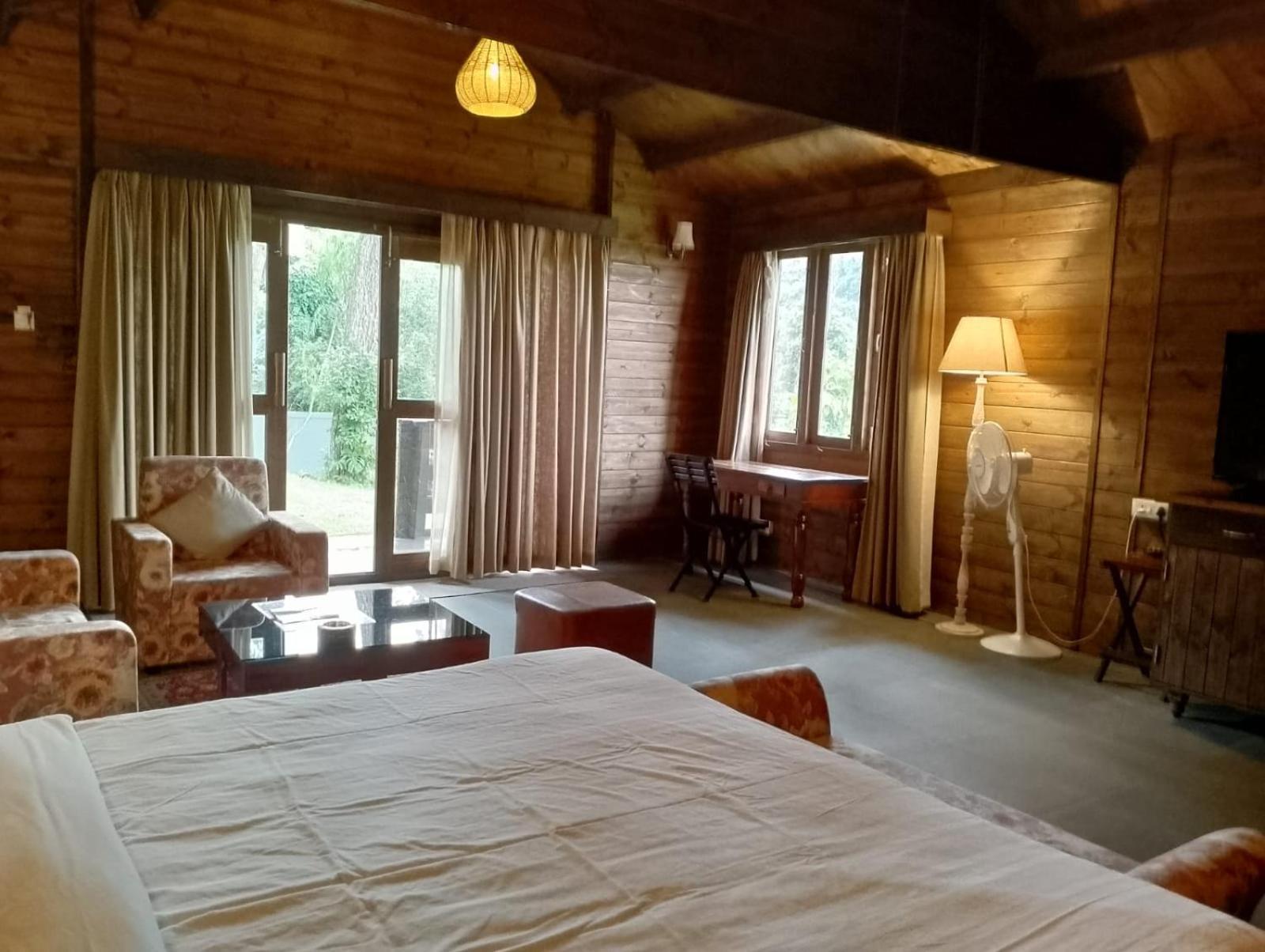 The Heritage Club - Tripura Castle Hotel And Spa Shillong Eksteriør billede