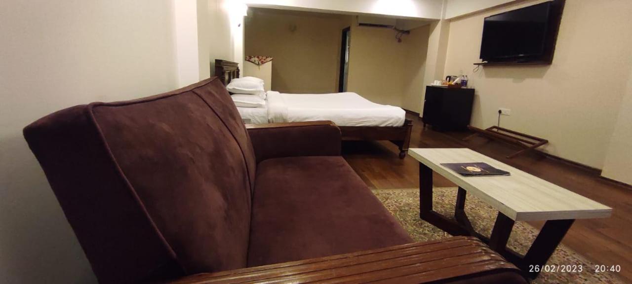 The Heritage Club - Tripura Castle Hotel And Spa Shillong Eksteriør billede
