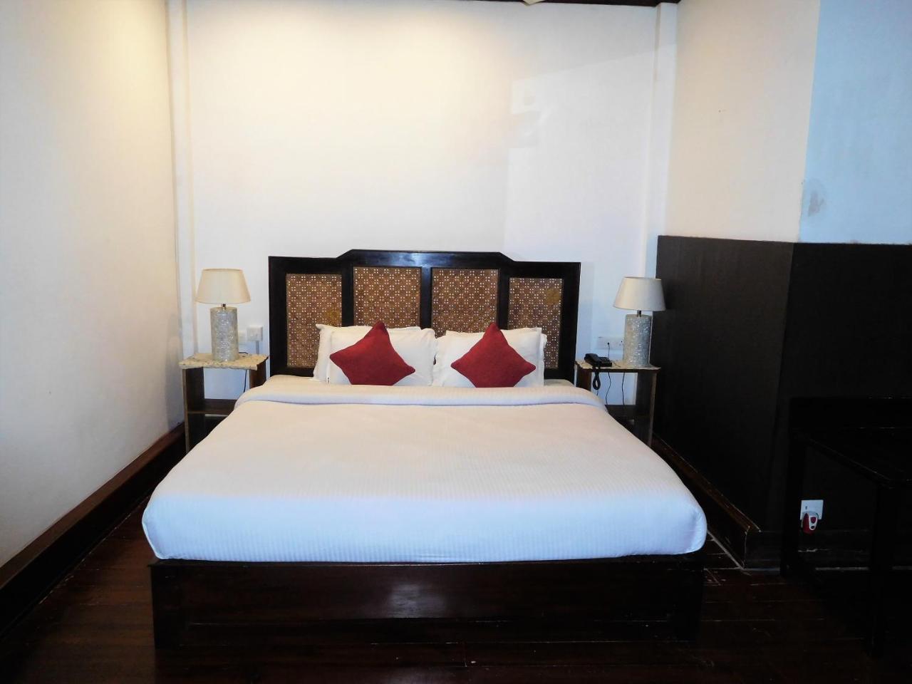 The Heritage Club - Tripura Castle Hotel And Spa Shillong Eksteriør billede